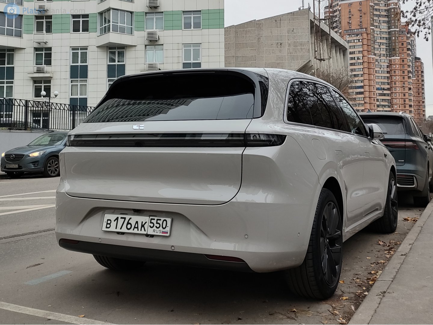 в 176 ак 550, Li Xiang L7 1st gen, 2023–