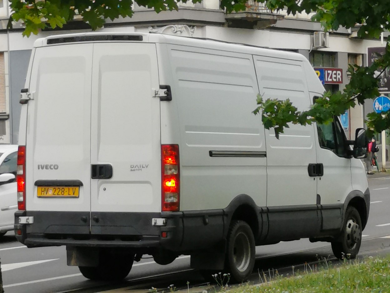 HV 228-LV, Iveco Daily 4th gen (EcoDaily), 2006–2014