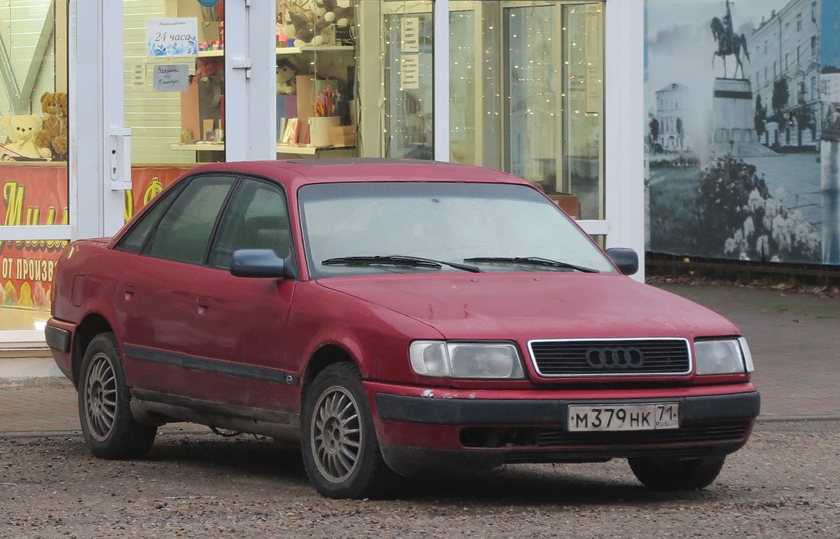 м 379 нк 71, Audi 100 4th gen Sedan (C4/4A2), 1990–1994