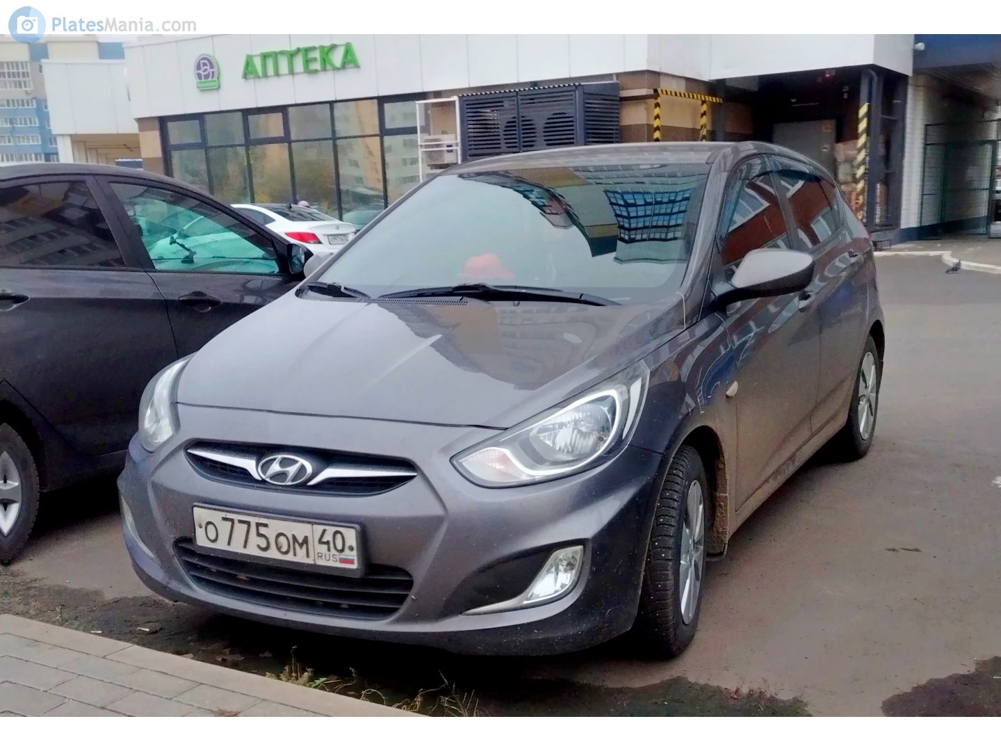 о 775 ом 40, Hyundai Solaris 1st gen Hatchback (RB), 2011–2014