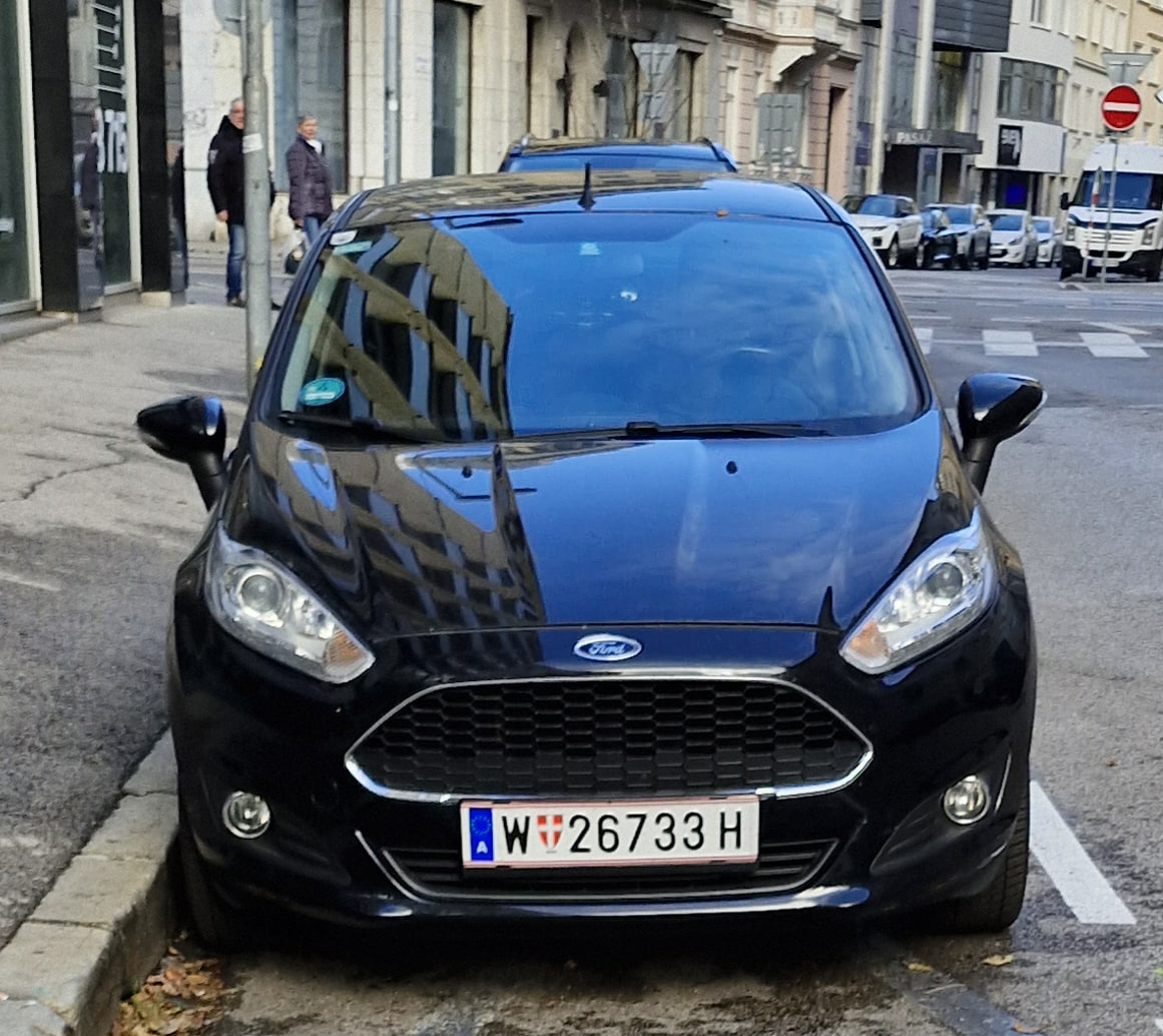 W 26733 H, Ford Fiesta 6th gen 5-door Hatch (B299; JA8), 2008–2013