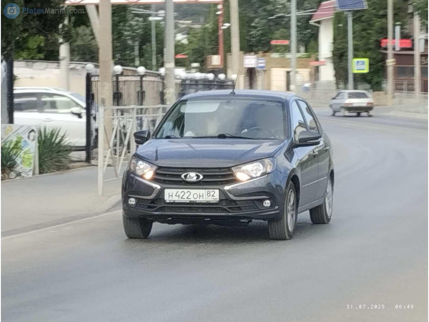 н 422 он 82, Lada (VAZ) 2190 Granta 2190, facelift, 2018–