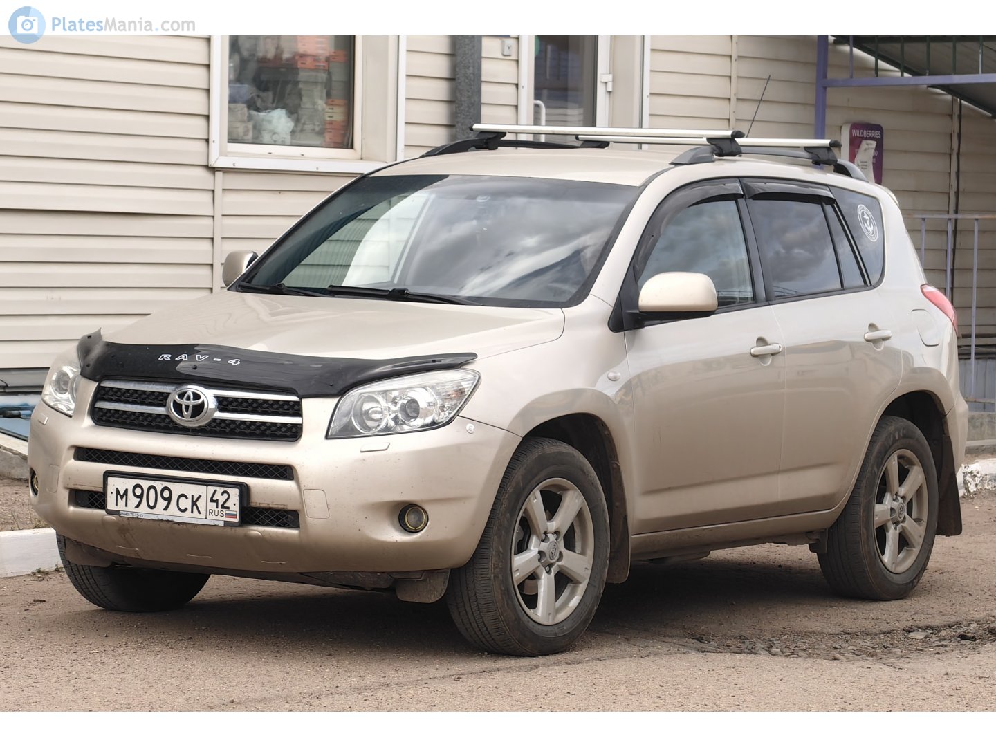 м 909 ск 42, Toyota RAV4 3rd gen (XA30), 2005–2013 (–2016 for JP-market)