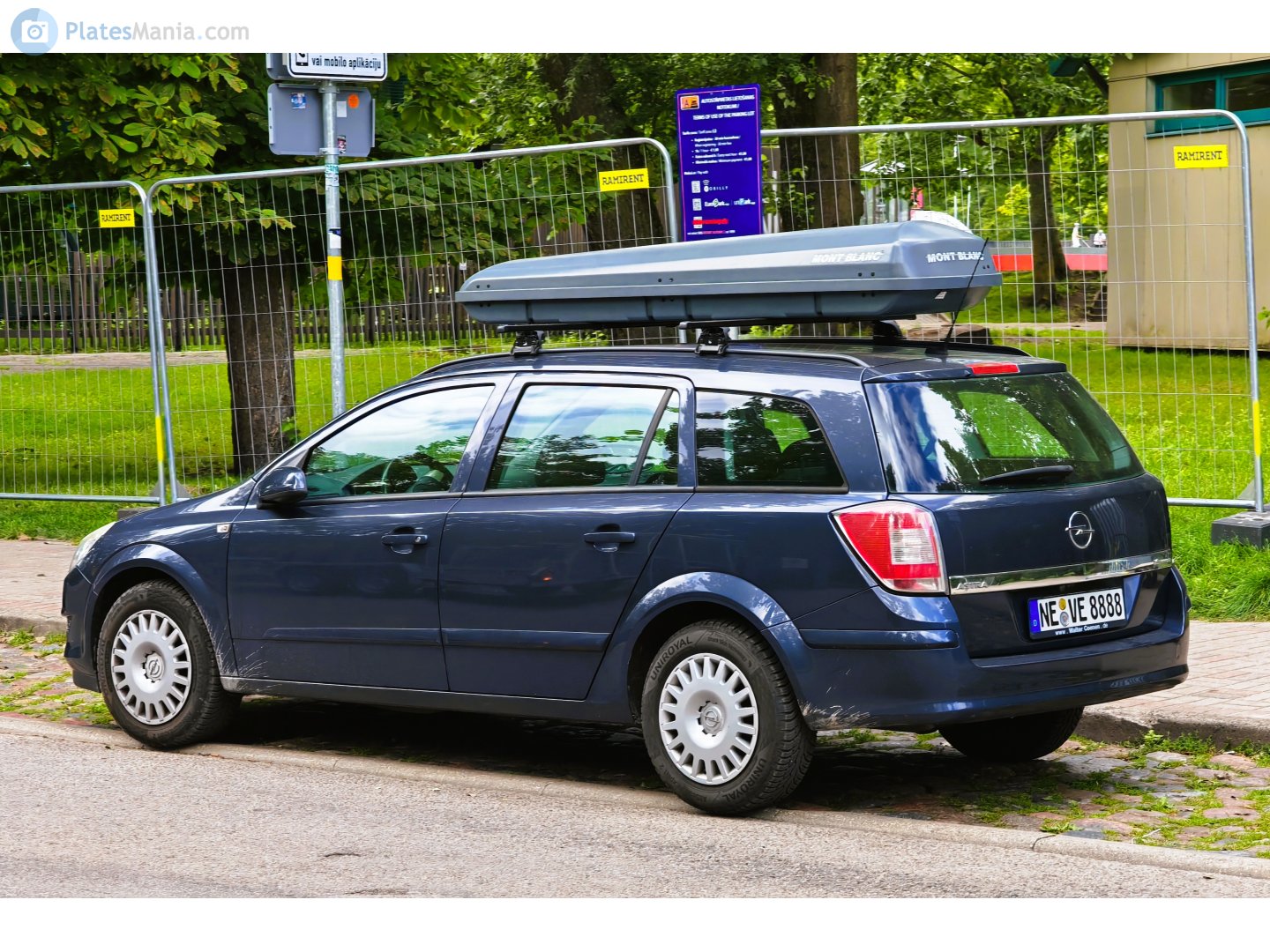 NE VE 8888, Opel Astra 3rd gen Caravan Wagon (H; A04), 2004–2014