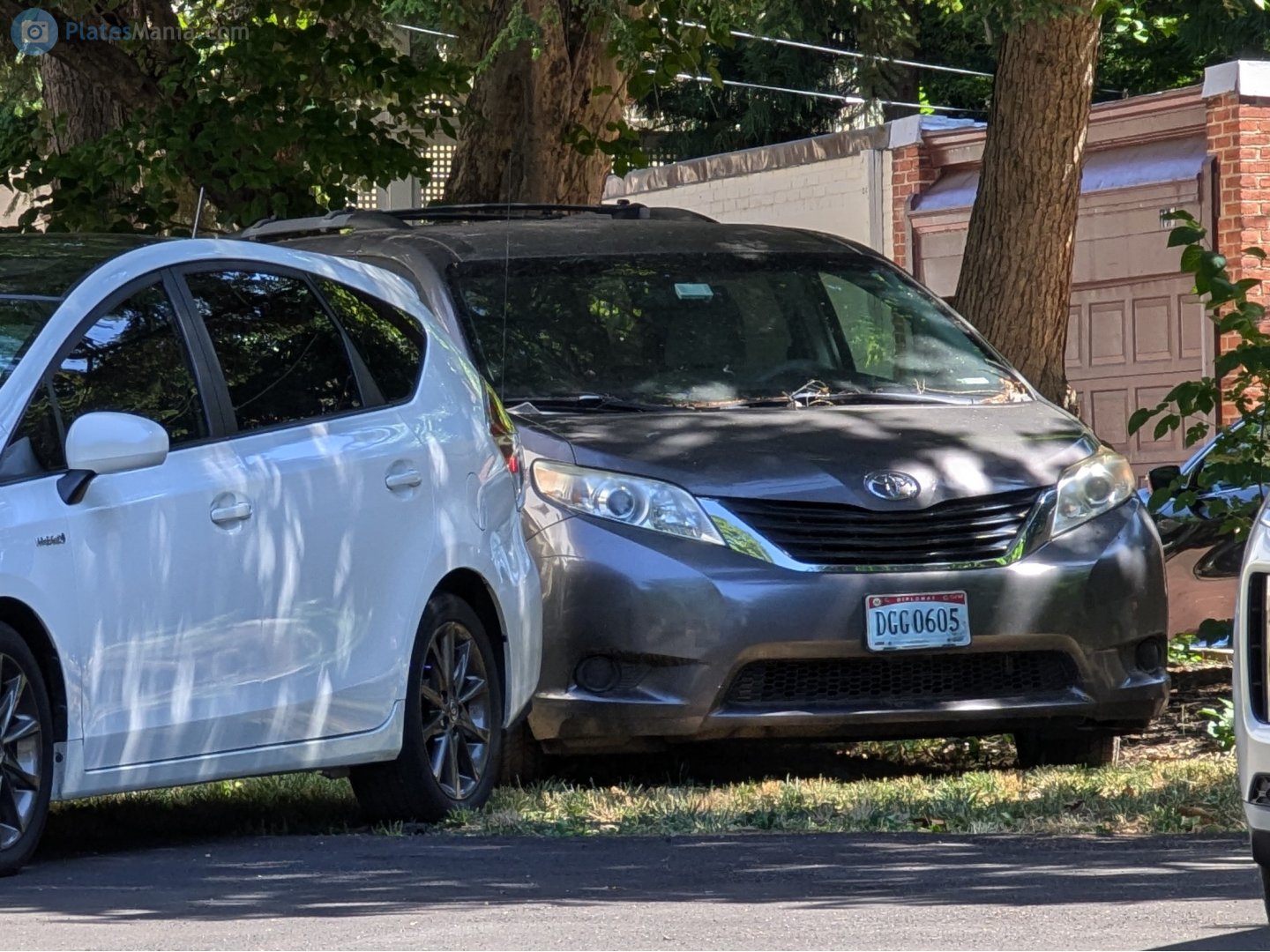 DGG 0605, Toyota Sienna 3rd gen (XL30), 2010–2020