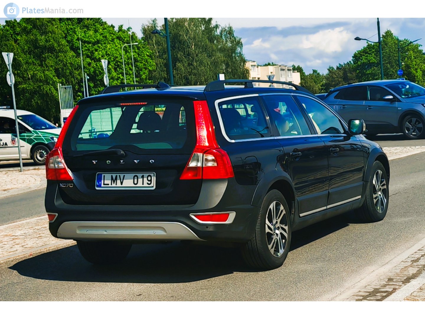 LMV 019, Volvo XC70 2nd gen (136), 2007–2013