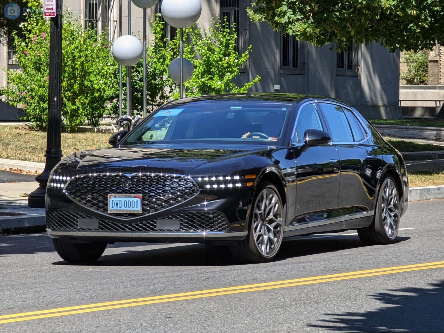 DWD 0001, Genesis G90 2nd gen (RS4), 2022–