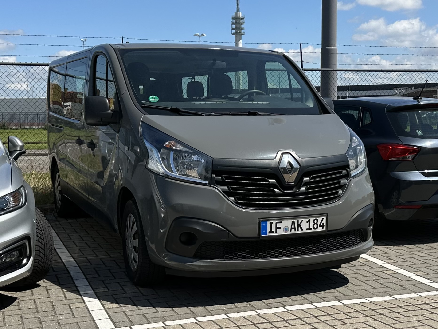 IF AK 184, Renault Trafic 3rd gen (X82), 2014–2021
