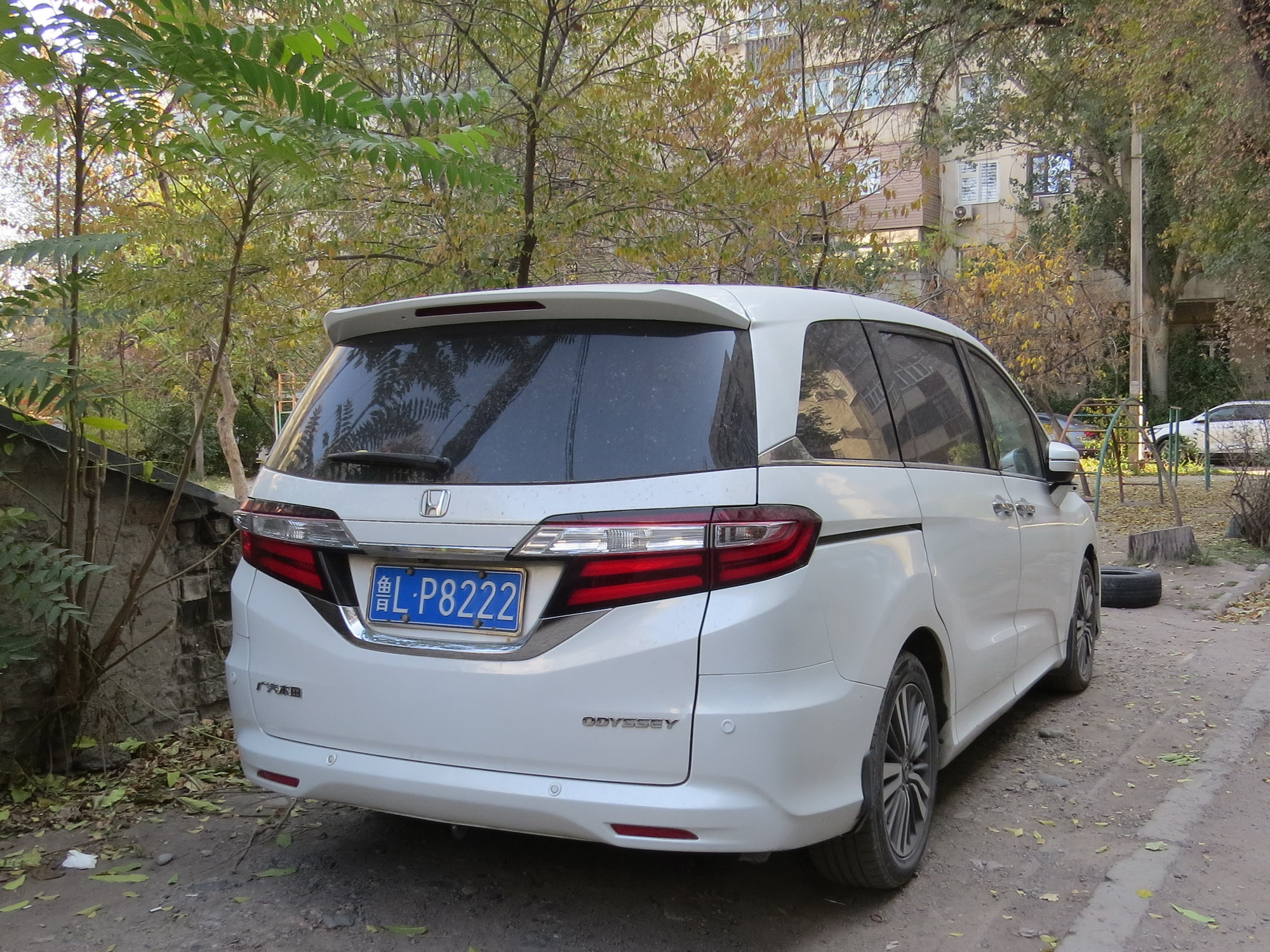 鲁L·P8222, Honda Odyssey 5th gen (RC; Global-market), 2013­–2021