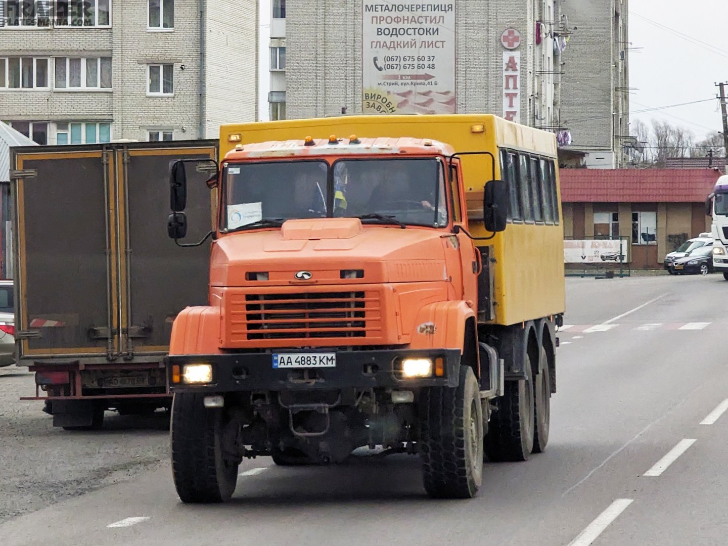 AA 4883 KM, KrAZ 