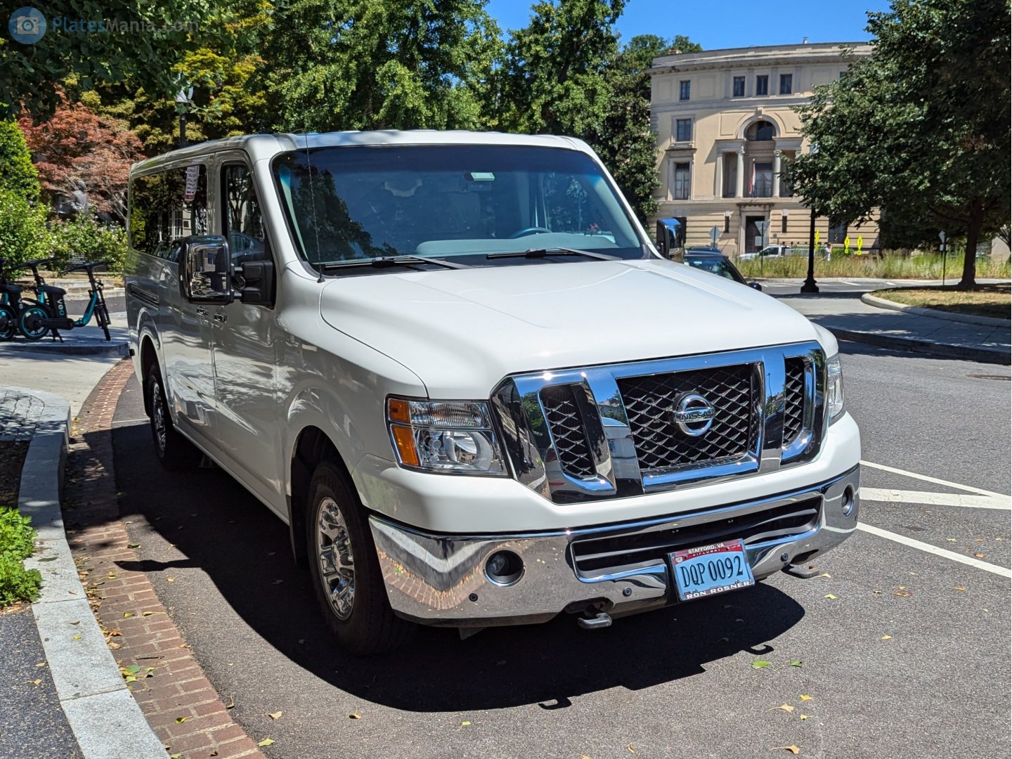 DQP 0092, Nissan NV Passenger 1st gen (F80; NA-market), 2011–2021