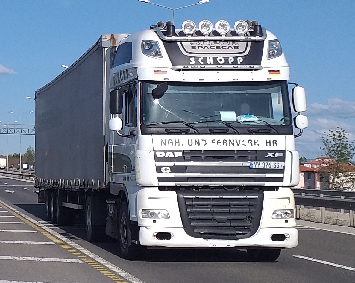 YY-076-SS, DAF XF 3rd gen (XF105), 2006–2020