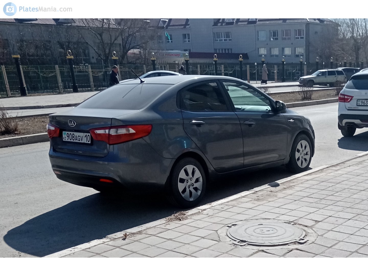 908 AGV 10, Kia Rio 3rd gen Sedan (QB; CIS-market), 2011–2015