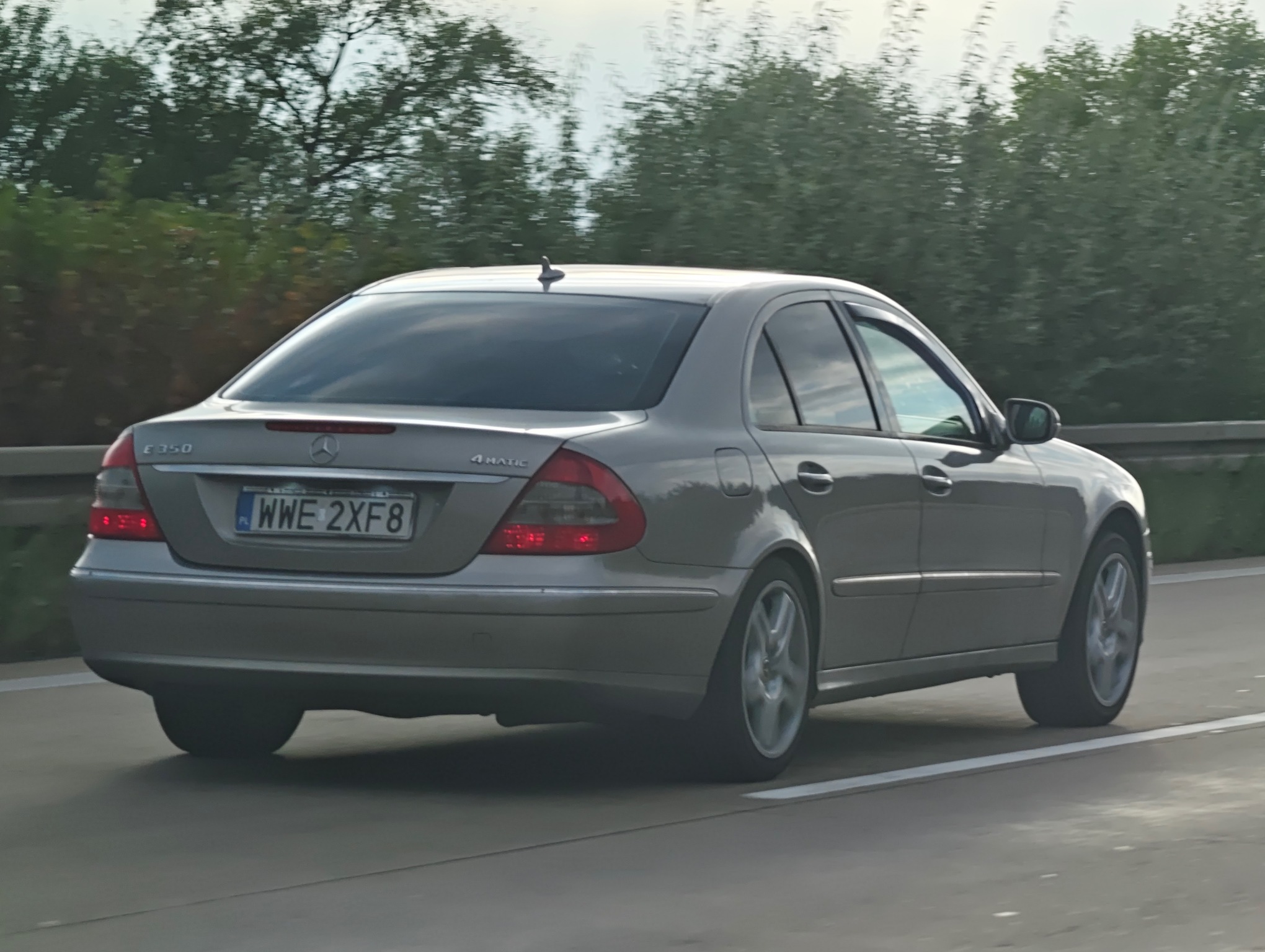 WWE 2XF8, Mercedes-Benz E-Klasse 3rd gen Sedan (W211), 2002­–2009