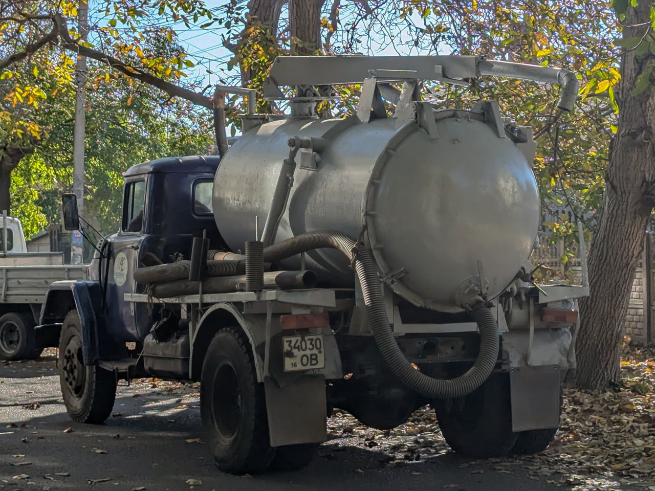 16 340-30 OB, ZIL 130 130/4314, 1963–2004