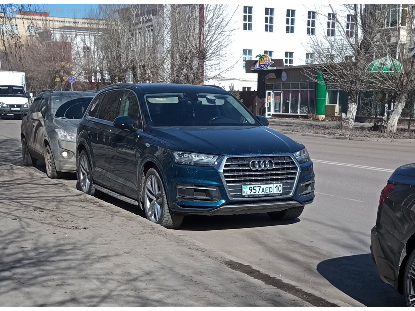 957 AED 10, Audi Q7 2nd gen (4MB), 2015–2019