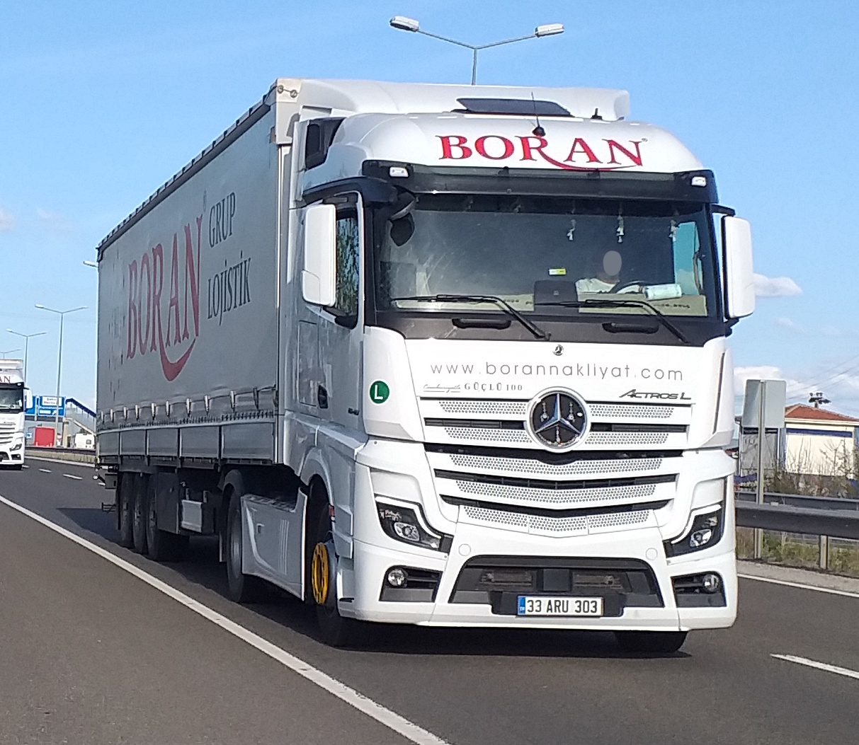 33 ARU 303, Mercedes-Benz Actros 3rd gen (MP4/MP5), 2011–
