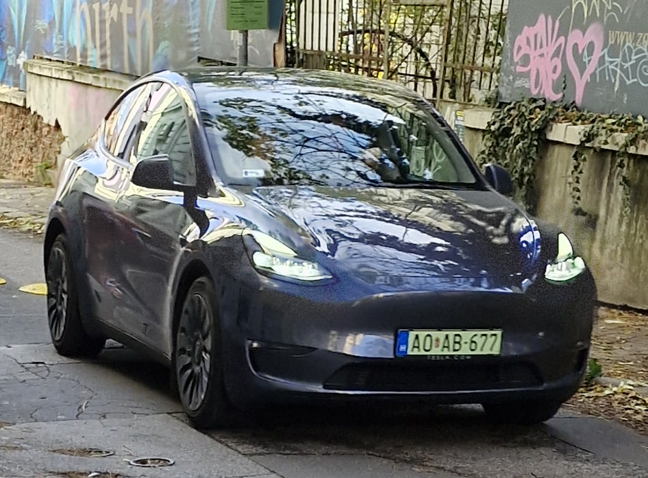 AO AB-677, Tesla Model Y 1st gen (5YJY), 2020–2025