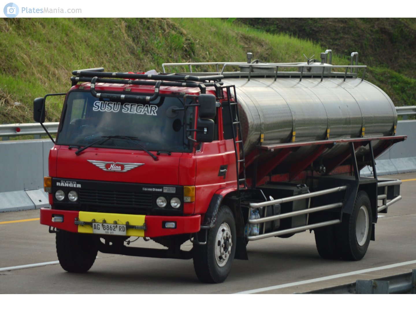AG 8862 RD, Hino Ranger 