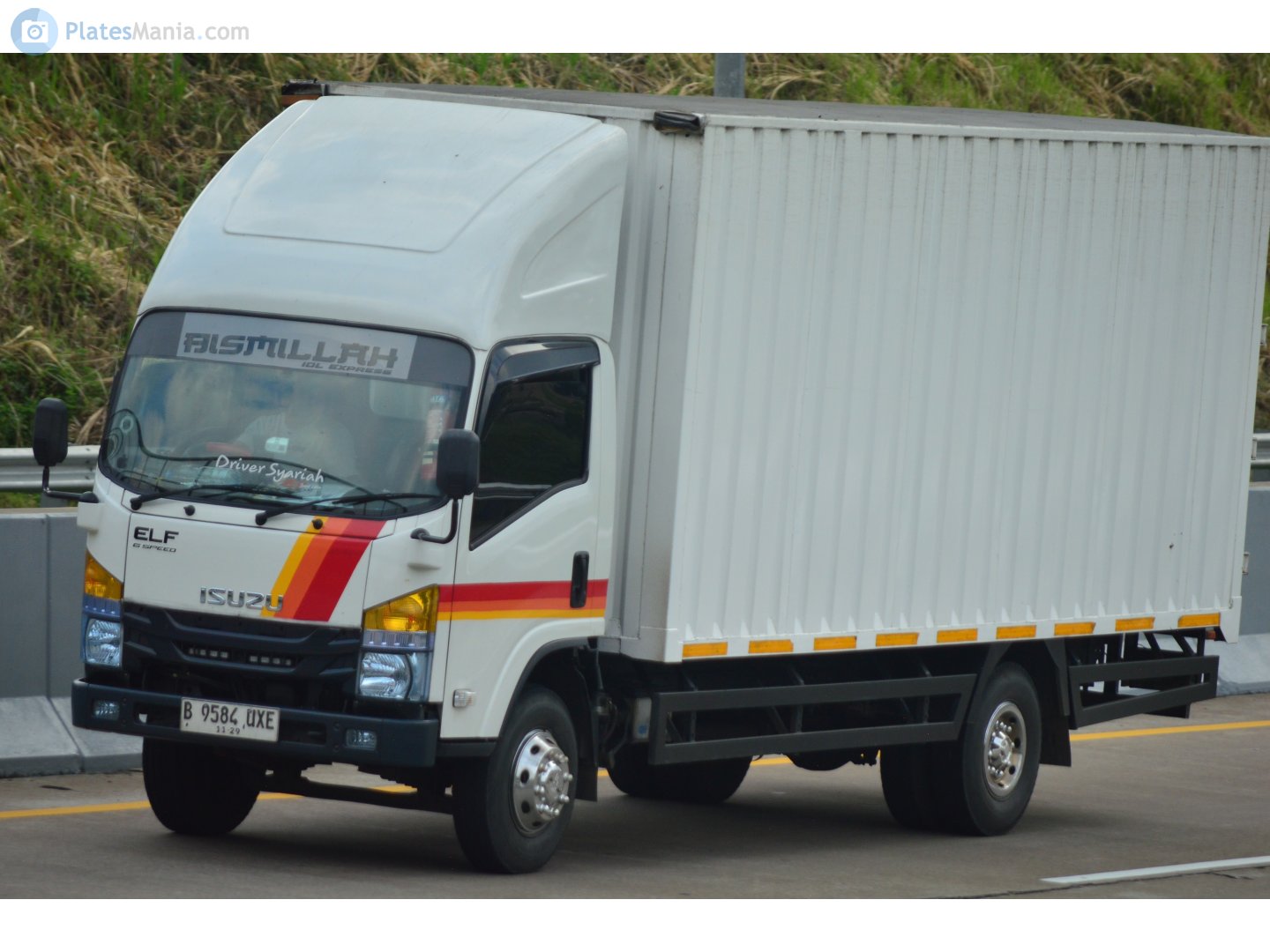 B 9584 UXE, Isuzu Elf 6th gen High (NLR/NMR) and Wide Cab (NNR/NPR), 2006­–2023