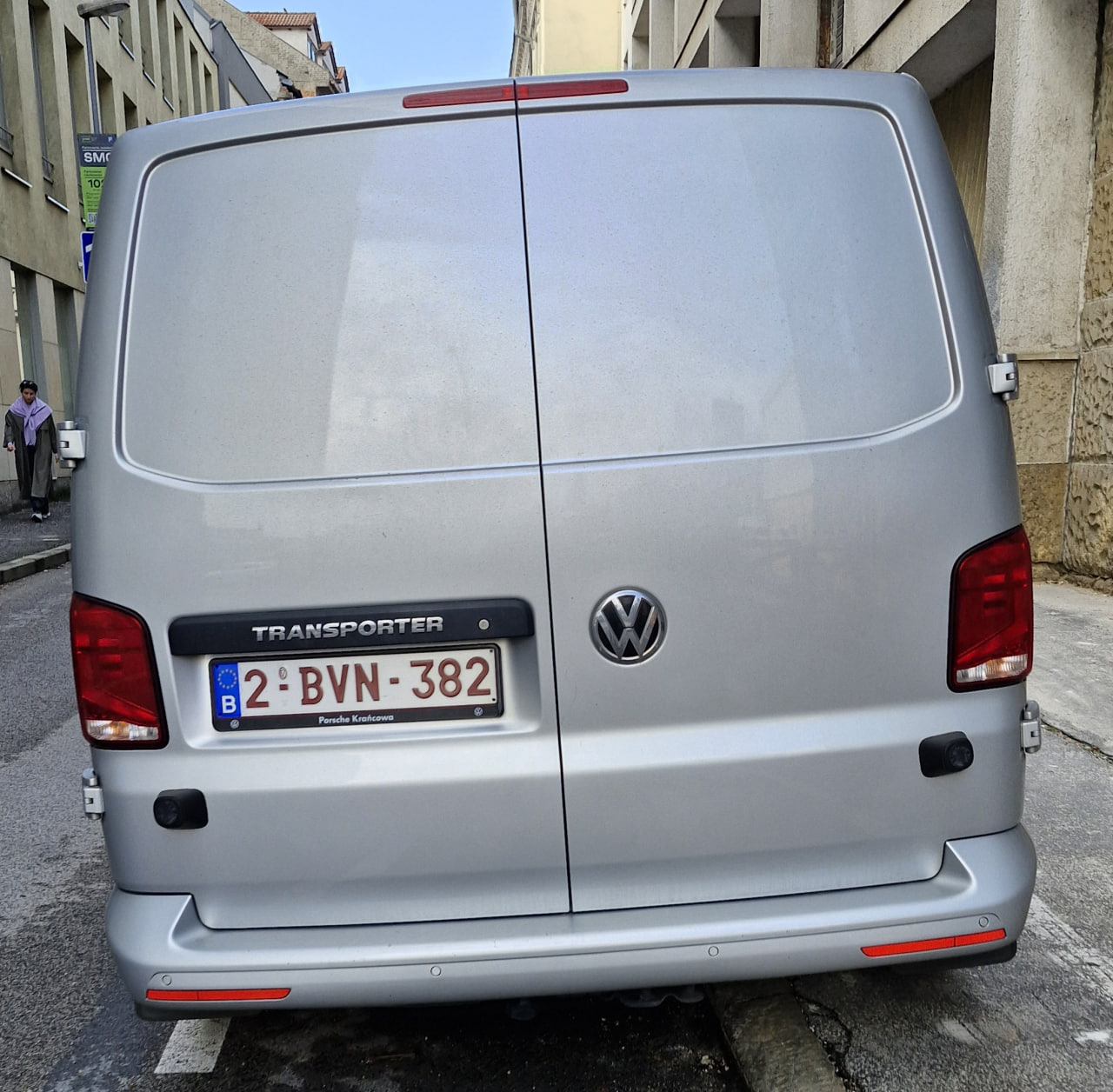 2-BVN-382, Volkswagen Transporter 5th gen Van (T5) (7E/7H), facelift, 2009–2015