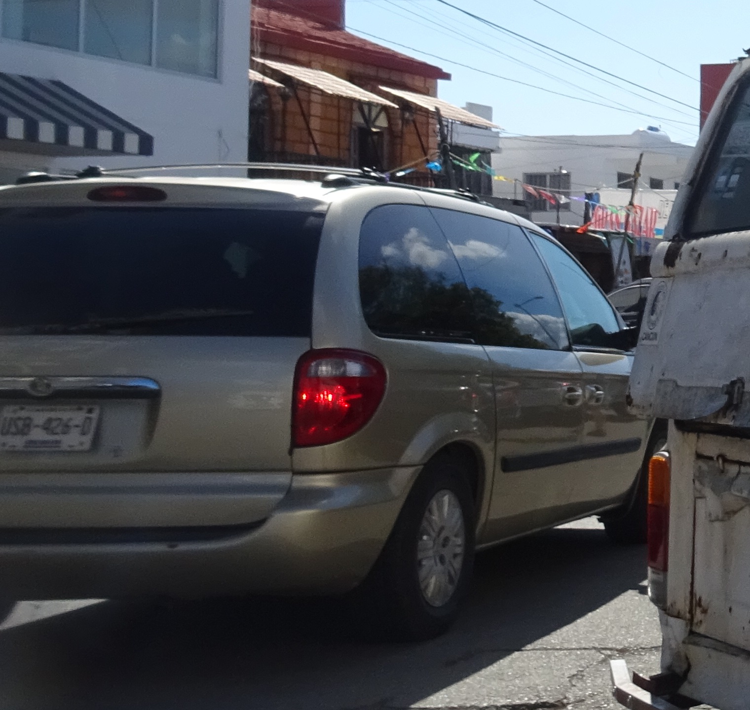 USB-426-D, Chrysler Grand Voyager 