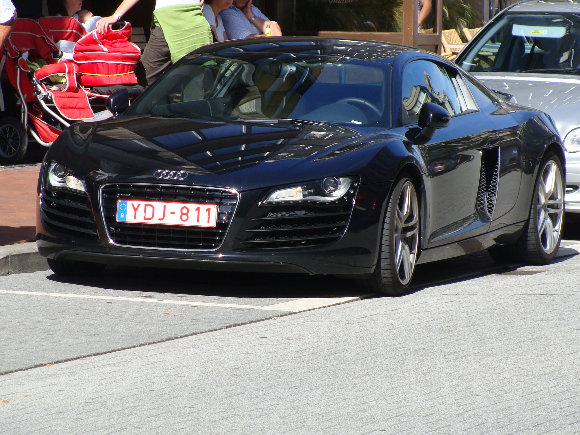 YDJ-811, Audi R8 1st gen Coupé (422/423), 2006–2015