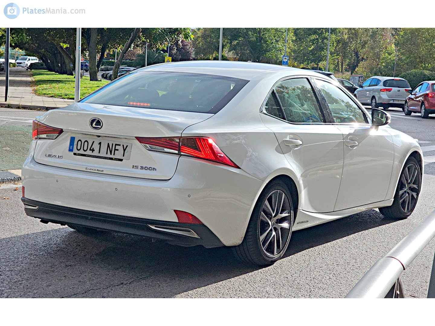 0041 NFY, Lexus IS 3rd gen (XE30), 1st facelift, 2016–2020