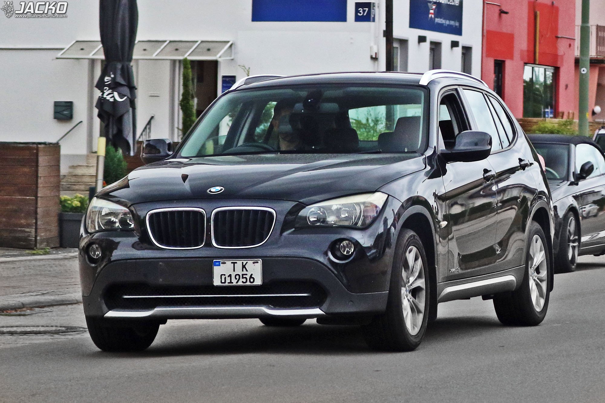 T K 01956, BMW X1 1st gen (E84), 2009–2015