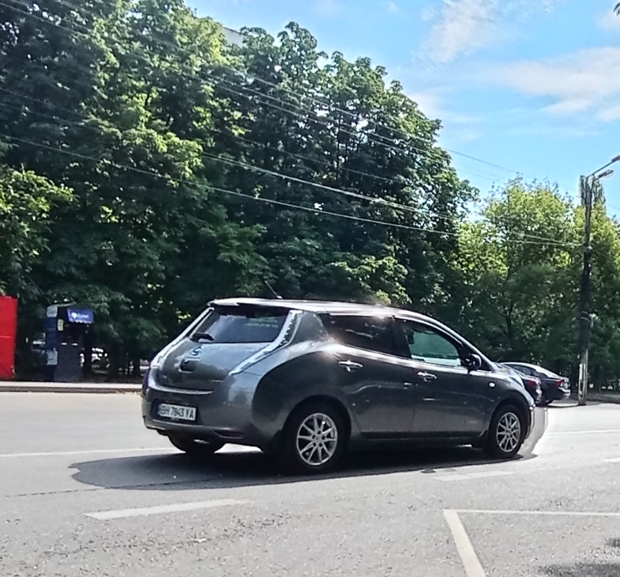 BH 7843 YA, Nissan Leaf 1st gen (ZE0/AZE0), 2010–2017