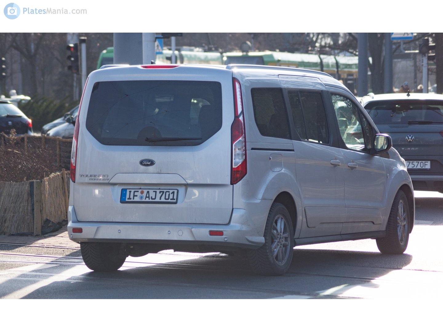 IF AJ 701, Ford Tourneo Connect 2nd gen (V408), 2013–2022