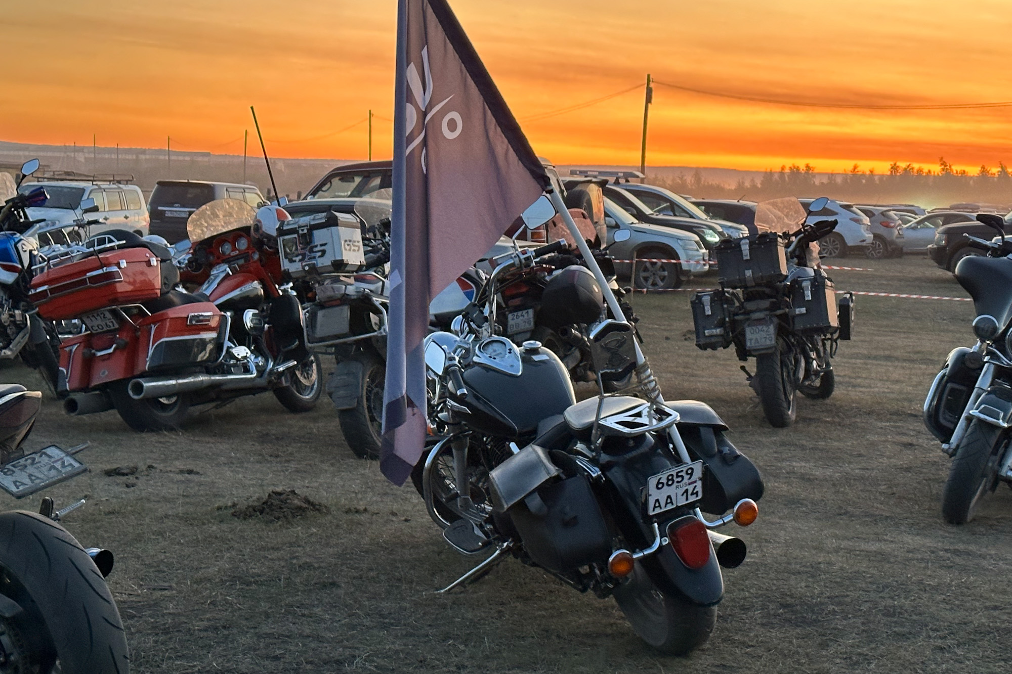 6859 аа 14, Yamaha XVZ 