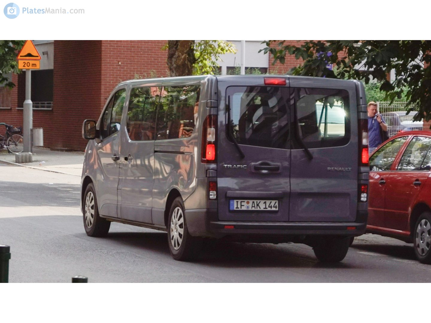 IF AK 144, Renault Trafic 3rd gen (X82), 2014–2021