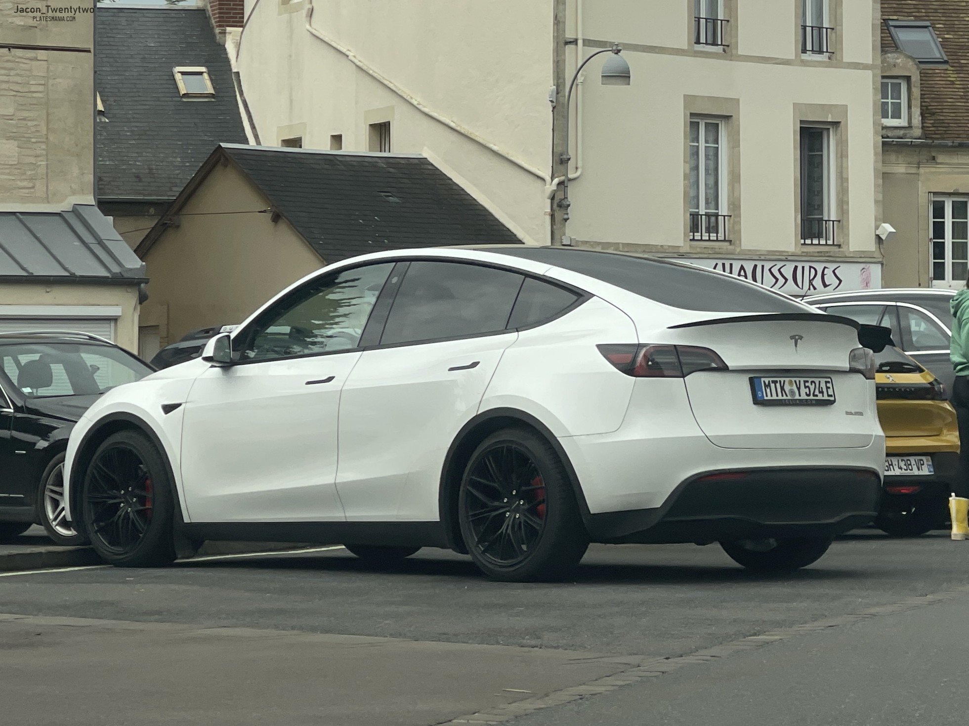 MTK Y 524 E, Tesla Model X 1st gen (5YJX), 2015–