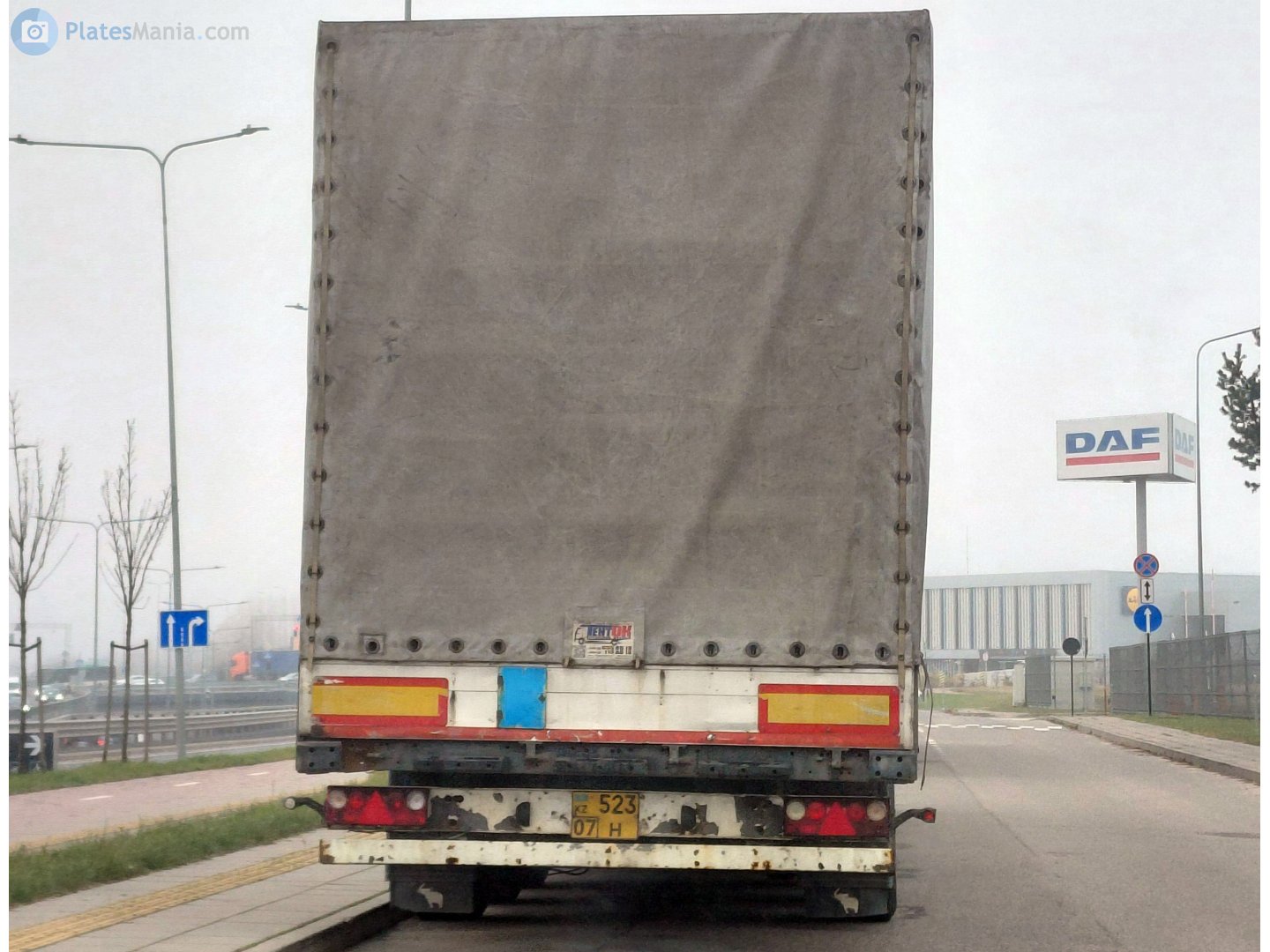 H 523 07, Schmitz SPR 