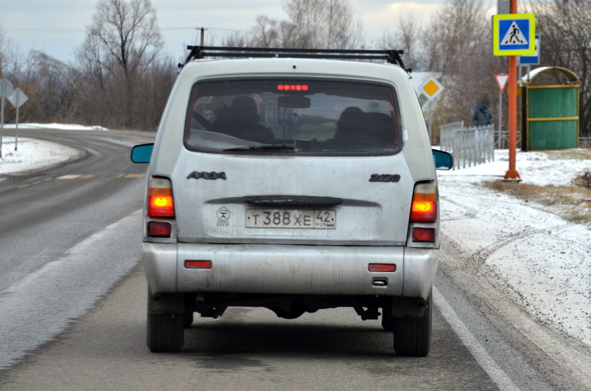 т 388 хе 42, Lada (VAZ) 2120 Надежда 21204 Надежда, 2002­–2005
