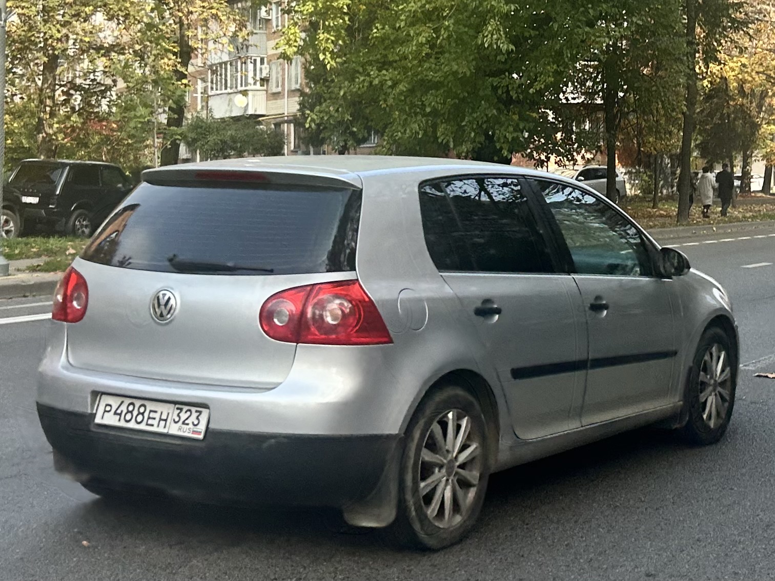 р 488 ен 323, Volkswagen Golf 