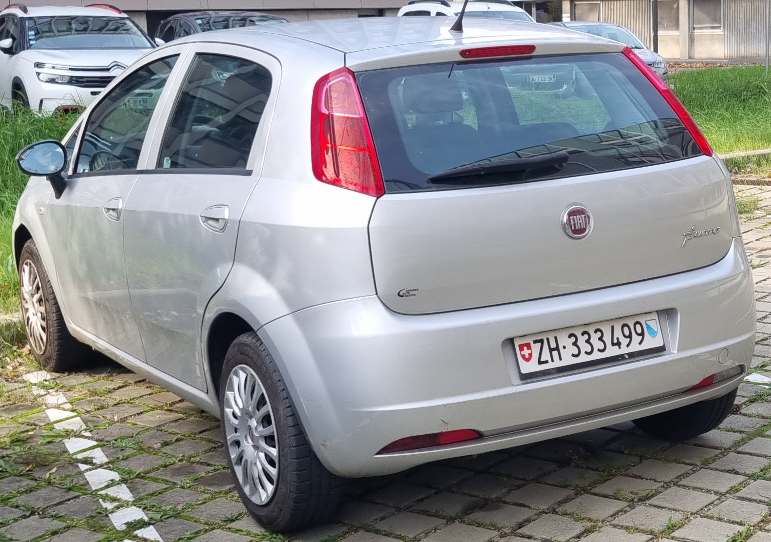 ZH 333499, FIAT Punto 3rd gen (Grande) Punto 5-door Hatch (199/310), 2005–2012 (–2017 for IN-market)