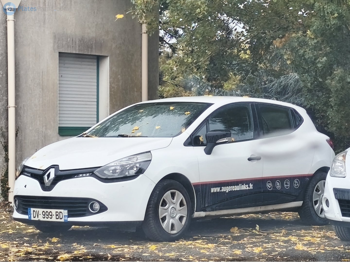 DV-999-BD, Renault Clio 4th gen Hatch (B98), 2012–2020