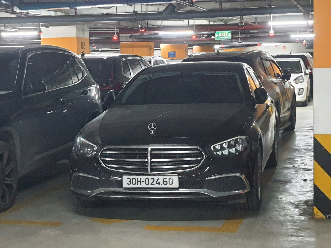 30H-024.60, Mercedes-Benz E-Klasse 5th gen Sedan (V213/W213), facelift, 2020­–2023