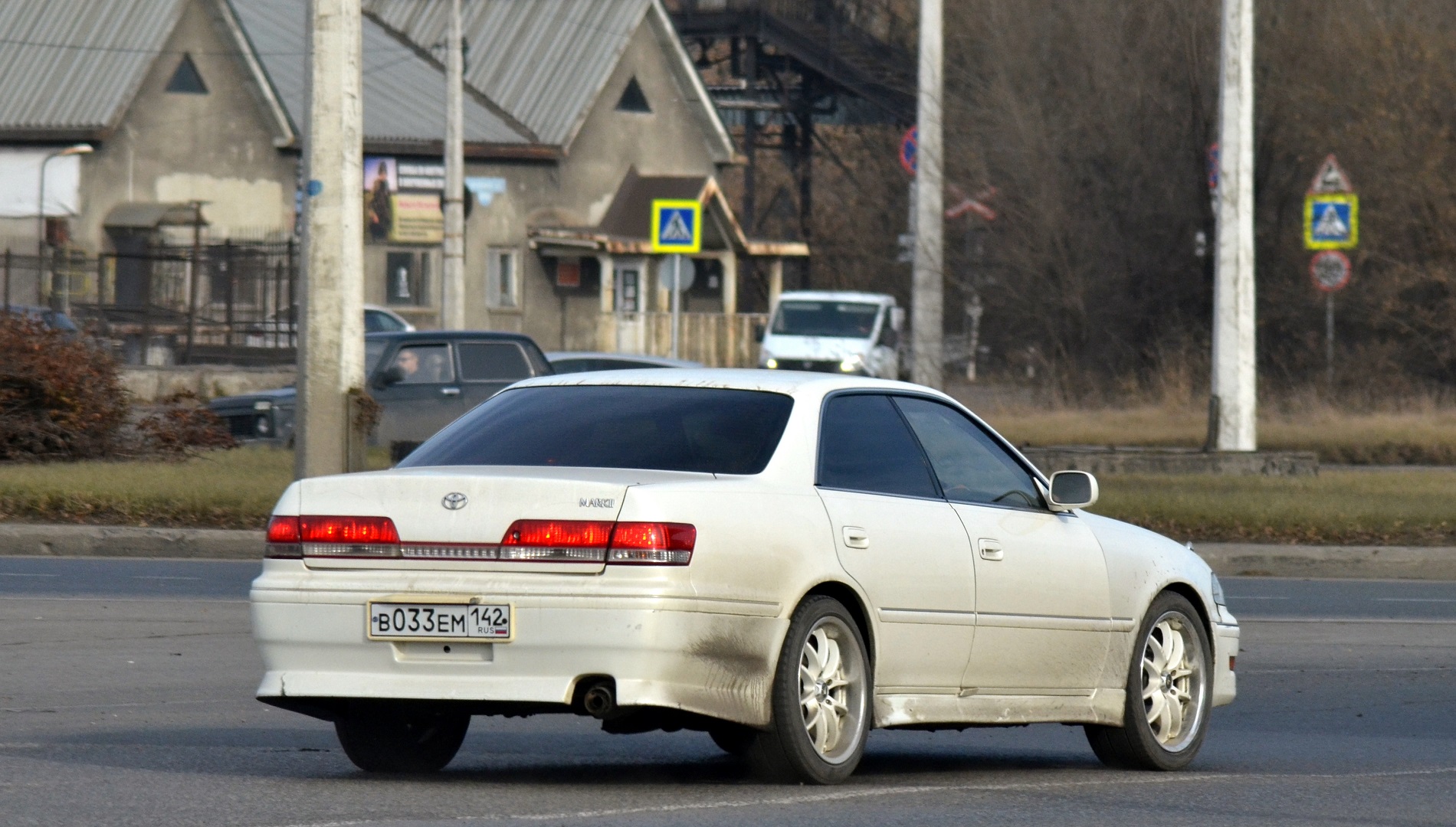 в 033 ем 142, Toyota Mark II 8th gen Hardtop (X100), 1996–2000