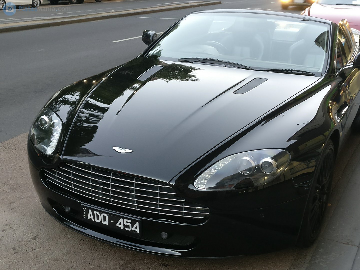 ADQ-454, Aston Martin DB9 Volante (VH300), 2004–2012