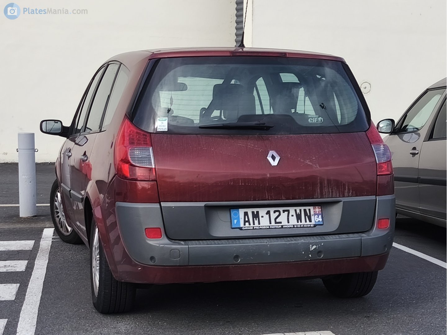 AM-127-WN, Renault Scénic 2nd gen Grand (R84), 2004–2009