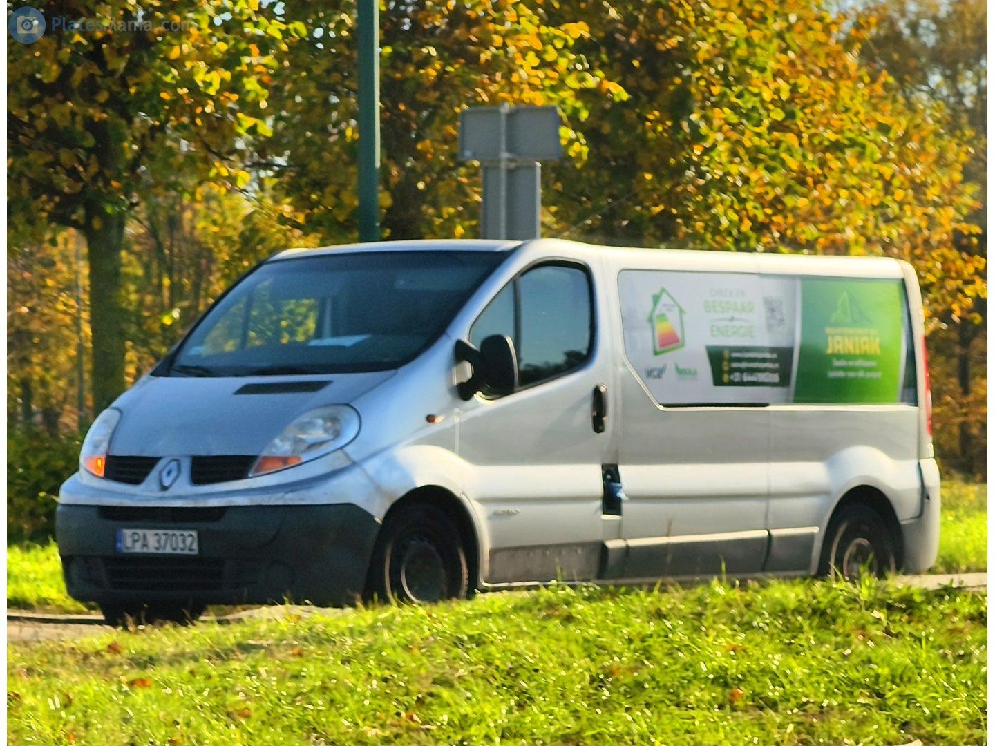 LPA 37032, Renault Trafic 2nd gen (X83), 2001–2014