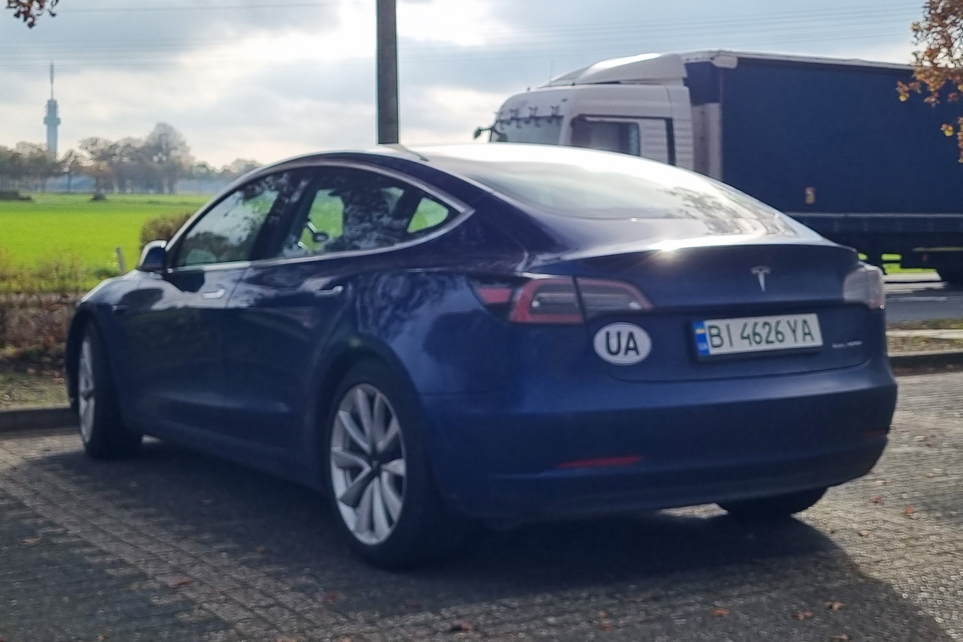 BI 4626 YA, Tesla Model 3 1st gen (5YJ3), 2017–2023