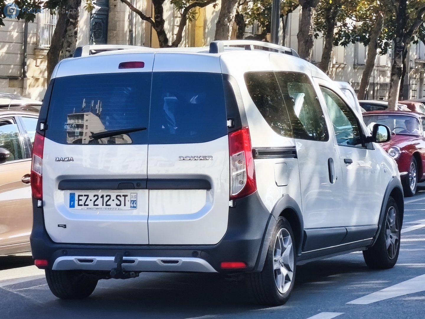EZ-212-ST, Dacia Dokker 1st gen Stepway (K67), 2012–2021