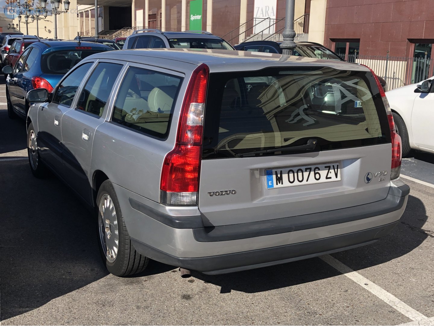 M 0076 ZV, Volvo V70 1st gen (875/876), 1996–2000