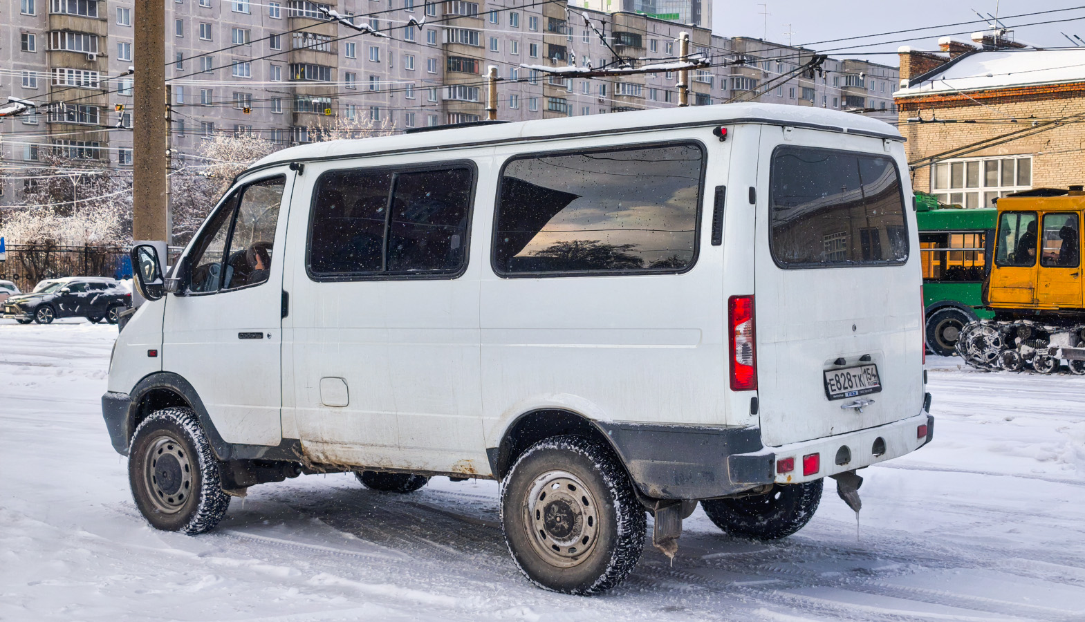 е 828 тк 154, GAZ Соболь (Sobol) 2217 Minibus, facelift, 2003–