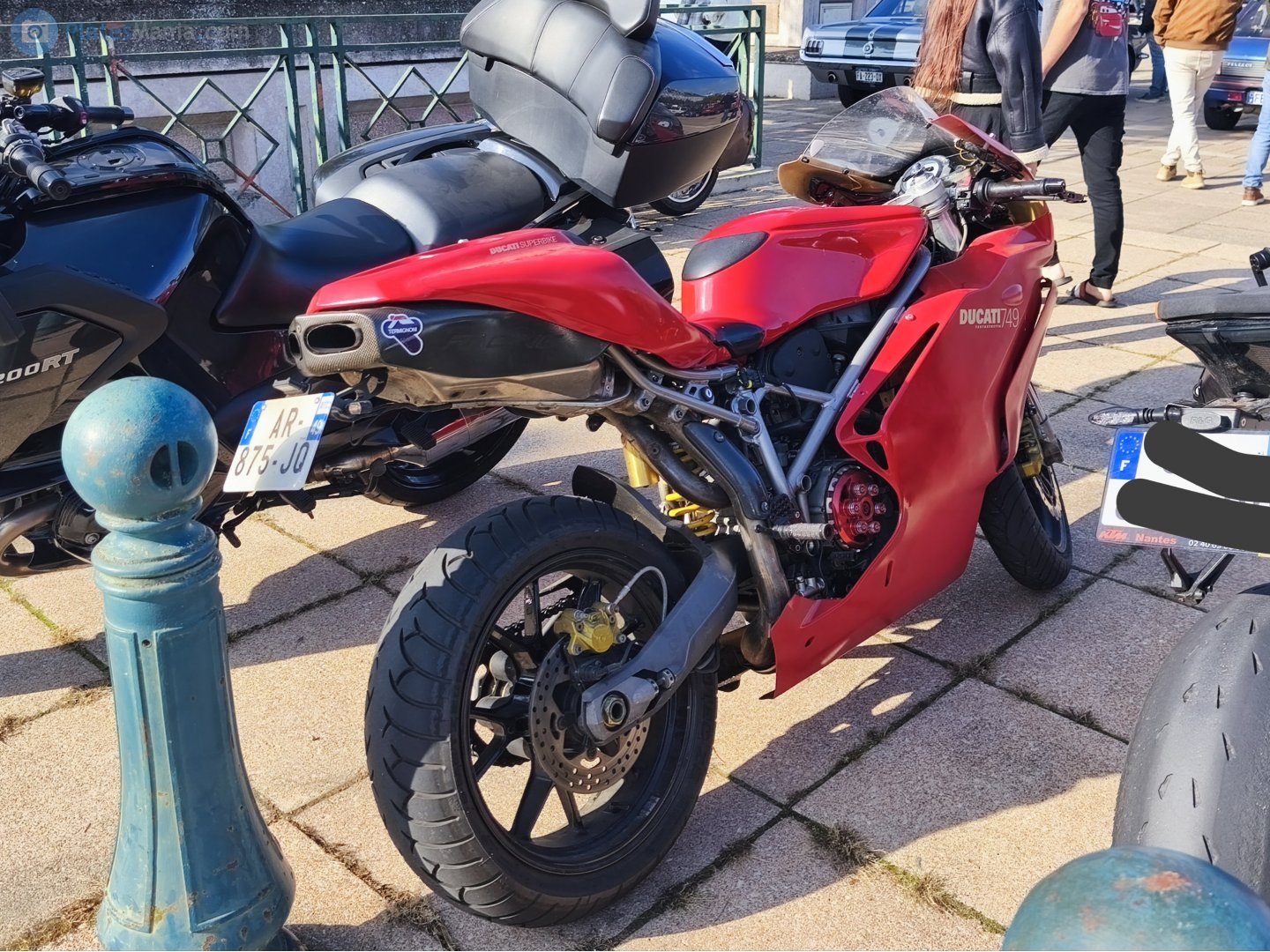 AR-875-JQ, Ducati 749 