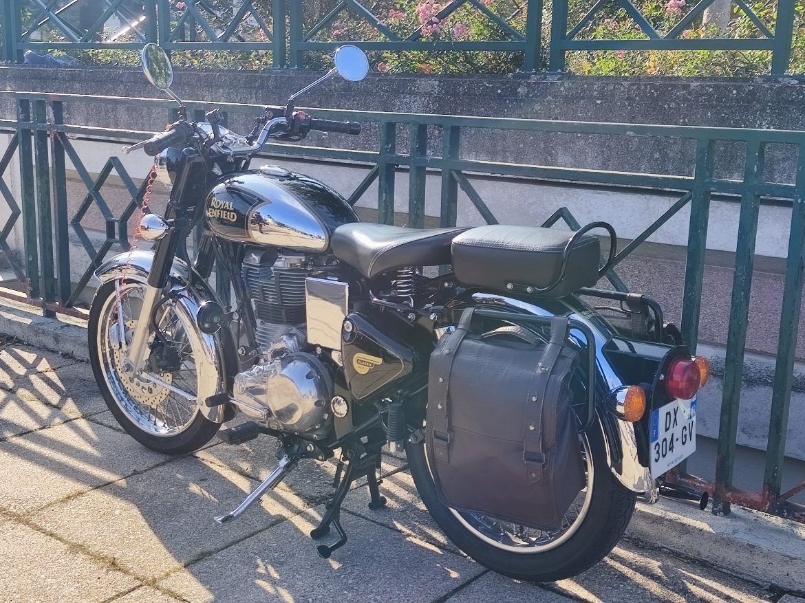 DX-304-GV, Royal Enfield Classic 